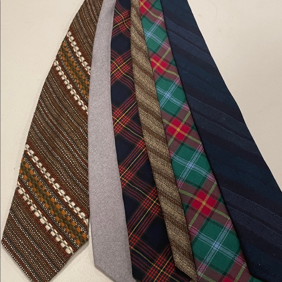 Pendleton Men's Tie Collection - Brown, Gray, Red, Green, Blue - Picture 8 of 10